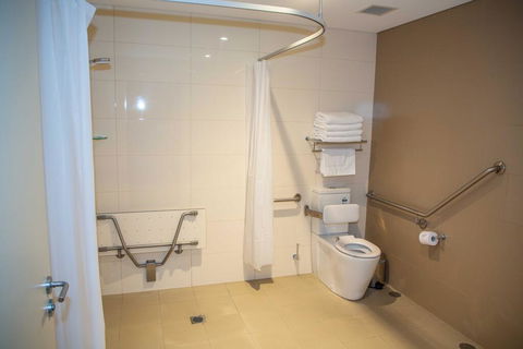 Royal Hotel Randwick - Accommodation Brunswick Heads 2