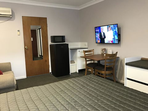 Roydons Motor Inn - Accommodation Brunswick Heads 0