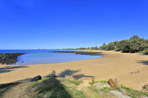 Royle Palms Beach Front Villa - Accommodation Brunswick Heads 0