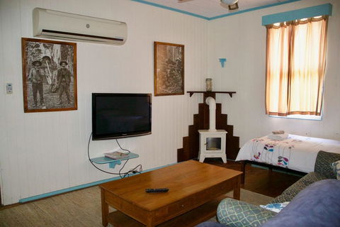 Samford Cottage - Accommodation Brunswick Heads 2