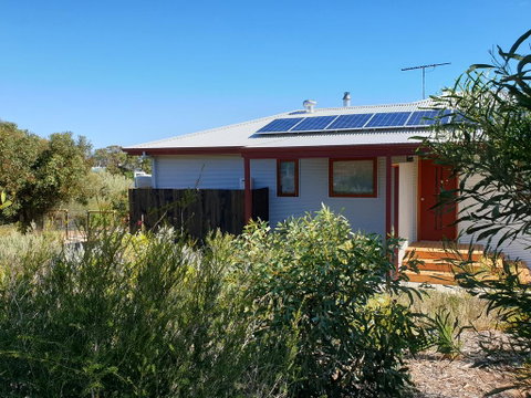 Samphire: Coorong Accommodation - Accommodation Brunswick Heads 1