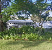 Sapphire Beach Pet Friendly Beach 5 minute walk - Accommodation Brunswick Heads