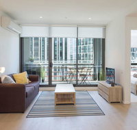 Scarlett - Docklands Delight Balcony Gym  Pool - Accommodation Brunswick Heads