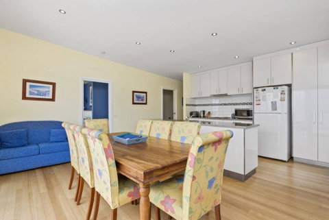 SEA SPECTACULAR - Seconds From The Beach! - Accommodation Brunswick Heads 3