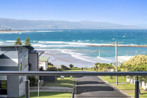 SEA SPECTACULAR - Seconds From The Beach! - Accommodation Brunswick Heads 0