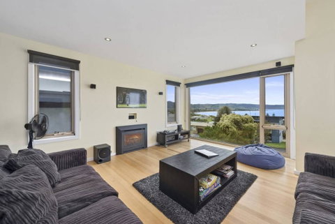 SEA SPECTACULAR - Seconds From The Beach! - Accommodation Brunswick Heads 2