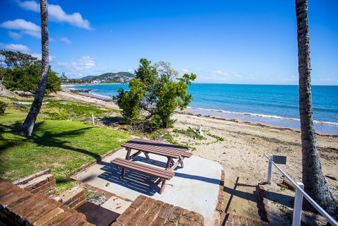 Seaspray Waterfront Holiday Units - Accommodation Brunswick Heads 2