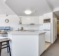 Second Floor 2 Bedroom Mooloolaba Escape - Caribbean Resort - Accommodation Brunswick Heads