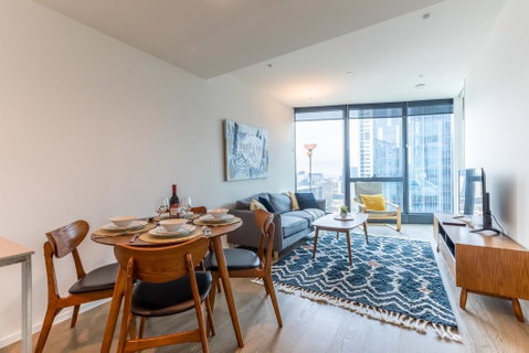 Skyscraper Apartment With Floor To Ceiling Views - Accommodation Brunswick Heads 1