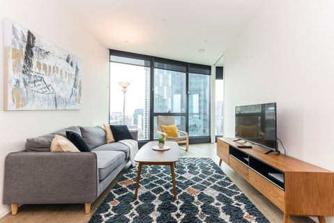 Skyscraper Apartment With Floor To Ceiling Views - Accommodation Brunswick Heads 0