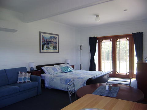 Sleepy Hollow Hideout - Hideout 1 - Accommodation Brunswick Heads 2