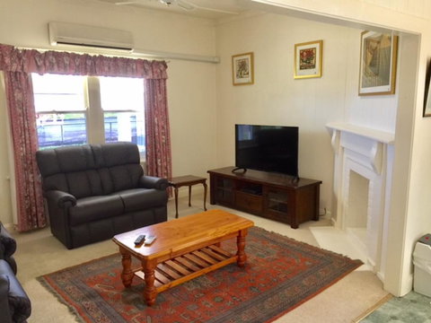 Smith Street Cottage Naracoorte - Accommodation Brunswick Heads 2