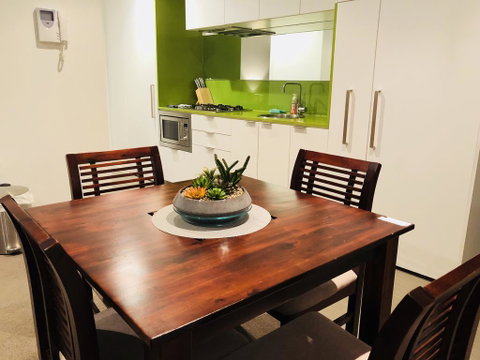 Snails Suites @ Southbank Central Near Casino - Accommodation Brunswick Heads 2