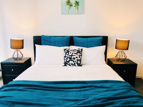 Snails Suites @ Southbank Central Near Casino - Accommodation Brunswick Heads 0