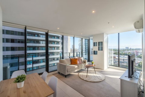 Southbank 2 Bed Apartment With View Next To Crown - Accommodation Brunswick Heads 0