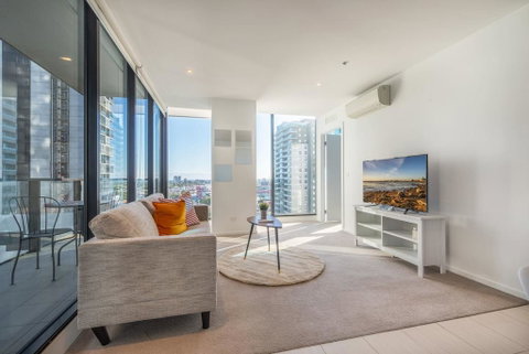 Southbank 2 Bed Apartment With View Next To Crown - Accommodation Brunswick Heads 2