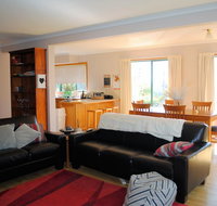 Spacious and central to CBD - Accommodation Brunswick Heads