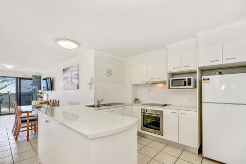 SPIN13- ESCAPE TO MOOLOOLABA - Accommodation Brunswick Heads 2