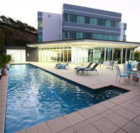 Springfield Lakes Boutique Hotel