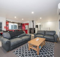 Stratton Summit 4- Modern sophisticated style with lake and mountain views - Accommodation Brunswick Heads