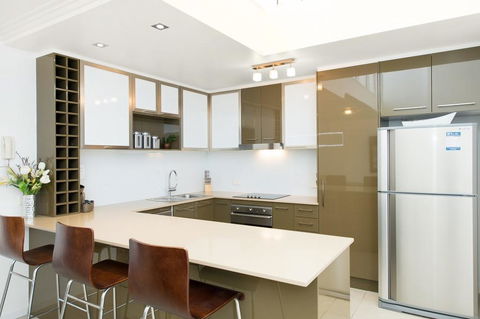 Stunning Surfside Apartment - Boyd St, Woorim - Accommodation Brunswick Heads 3
