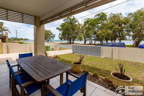 Stunning Waterfront Home With Pool - Sylvan Beach Esp, Bellara - Accommodation Brunswick Heads 0