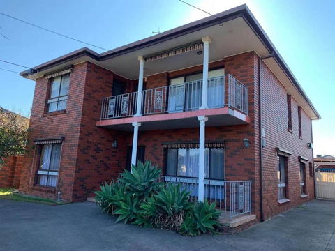 Stylish Bedroom In Bentleigh East - Accommodation Brunswick Heads 0