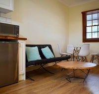 Stylish Cute Cottage in McMahons Point - Accommodation Brunswick Heads