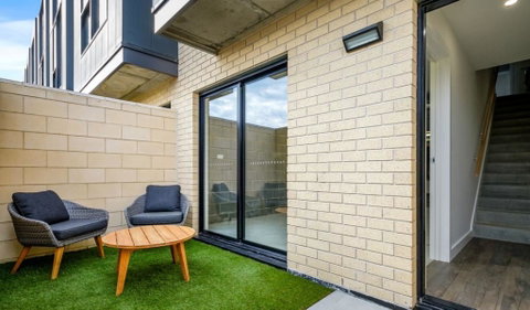 Stylish Townhouse - Accommodation Brunswick Heads 3