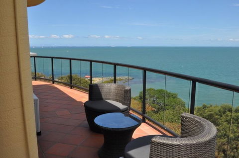 Sunset Sails Redcliffe - Accommodation Brunswick Heads 1