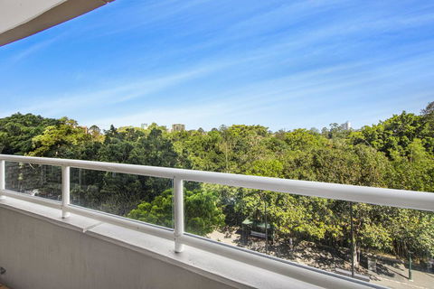 Super Convenient Apartment With Garden Views - Accommodation Brunswick Heads 0