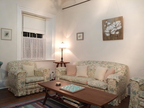 Surgeon's Cottage - Accommodation Brunswick Heads 1