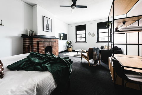Sydney Park Hotel - Accommodation Brunswick Heads 0