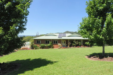 Tatiara - Spacious Family Friendly Home! - Accommodation Brunswick Heads 1