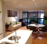 The Artisan - 3BR House In The City - Accommodation Brunswick Heads