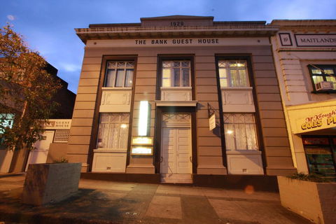 The Bank Guesthouse - Accommodation Brunswick Heads 1