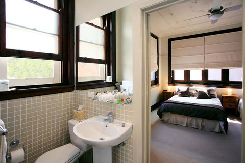 The Bank Guesthouse - Accommodation Brunswick Heads 0