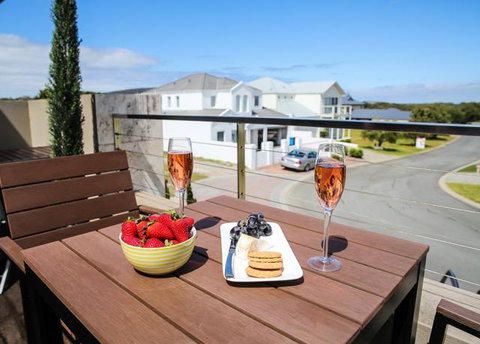 The Beach House At Bayside - Accommodation Brunswick Heads 0