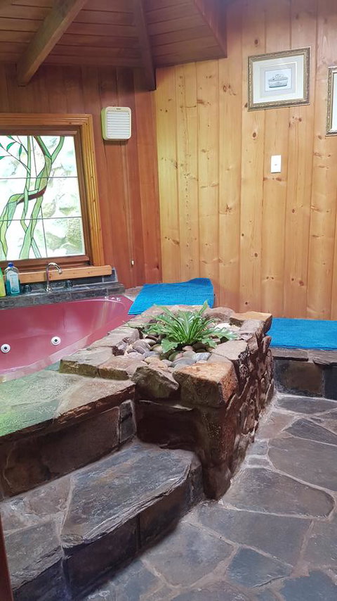 Whispering Hills Retreat - Accommodation Brunswick Heads 9