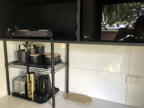 Studio SixA ... A Haven In The Heart Of Hobart - Accommodation Brunswick Heads 9