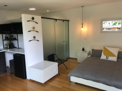 Studio SixA ... A Haven In The Heart Of Hobart - Accommodation Brunswick Heads 1