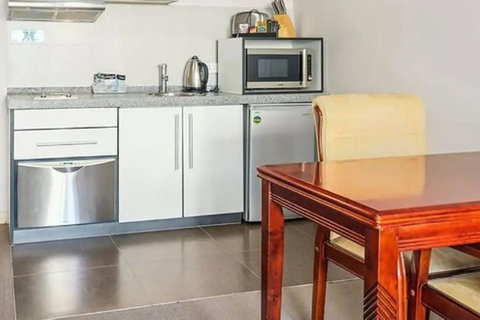 Battery Point Apartment With Car Park - Accommodation Brunswick Heads 18