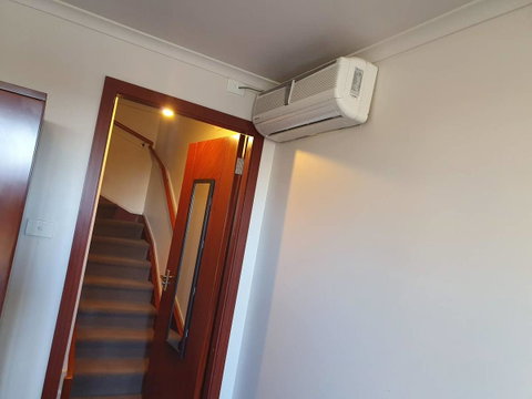 Battery Point Apartment With Car Park - Accommodation Brunswick Heads 22