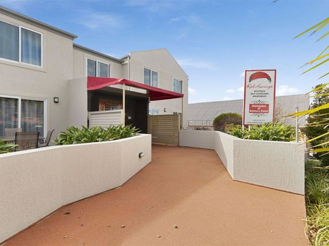 Battery Point Apartment With Car Park - Accommodation Brunswick Heads 2