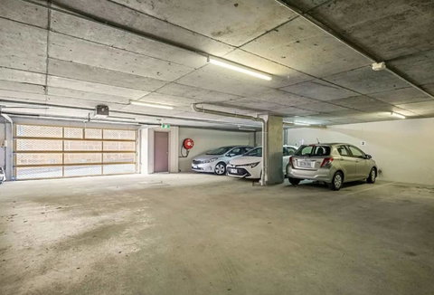 Battery Point Apartment With Car Park - Accommodation Brunswick Heads 12