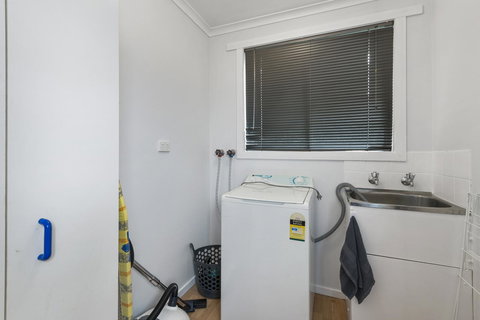 Elkie Villa - 2 Bedroom Unit - Burnie - Accommodation Brunswick Heads 7