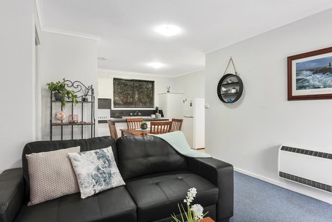 Elkie Villa - 2 Bedroom Unit - Burnie - Accommodation Brunswick Heads 4