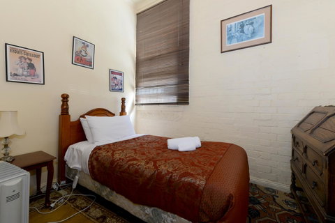 Edinburgh Gallery Bed & Breakfast - Accommodation Brunswick Heads 28