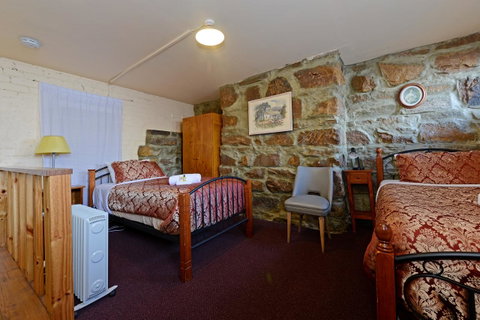 Edinburgh Gallery Bed & Breakfast - Accommodation Brunswick Heads 10