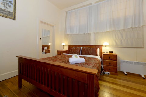 Edinburgh Gallery Bed & Breakfast - Accommodation Brunswick Heads 11